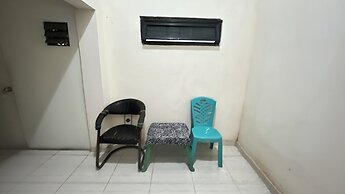 Hotel O Kost Biru