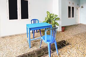 OYO Life 92046 Garuda Residence