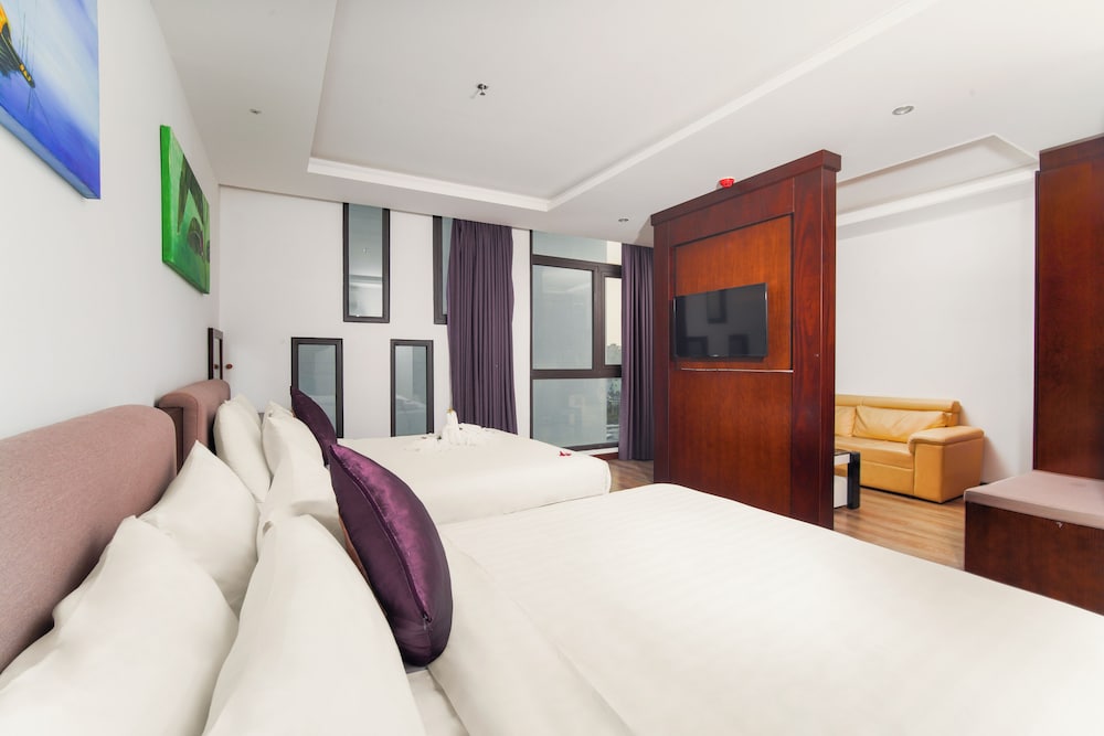 Golden Sun Hotel