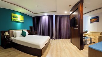 Golden Sun Hotel