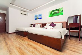 Golden Sun Hotel