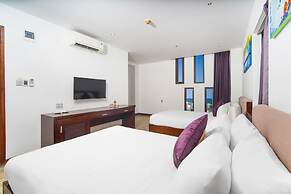 Golden Sun Hotel