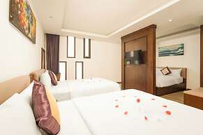 Golden Sun Hotel