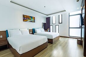 Golden Sun Hotel