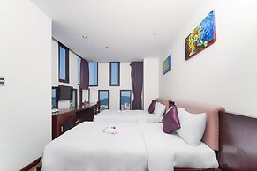Golden Sun Hotel