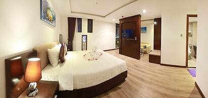 Golden Sun Hotel