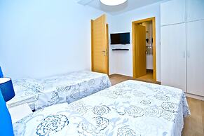 Apartments Maslina