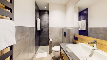 Point 7 Hotel