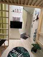 mimi cat house
