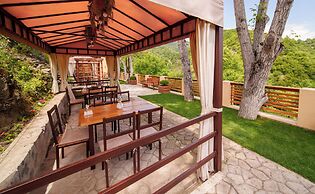 Dilivita Rest House