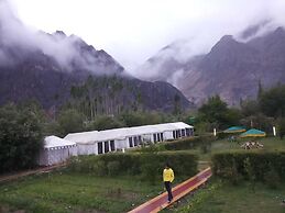 The Ladakh Summer Camp