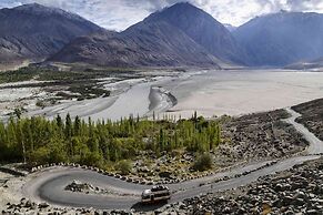 The Ladakh Summer Camp