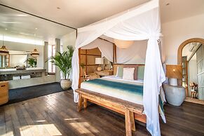 Stunning 4BR Private Villa in Canggu
