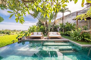 Stunning 4BR Private Villa in Canggu
