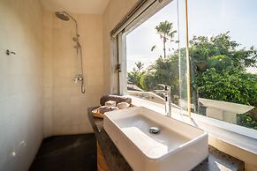 Stunning 4BR Private Villa in Canggu
