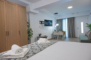 Ammos Luxury Suites