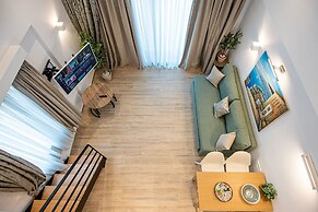 Ammos Luxury Suites