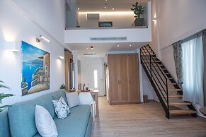 Ammos Luxury Suites