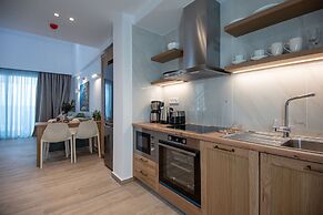 Ammos Luxury Suites