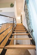 Ammos Luxury Suites