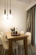 Ammos Luxury Suites
