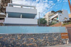 Ammos Luxury Suites