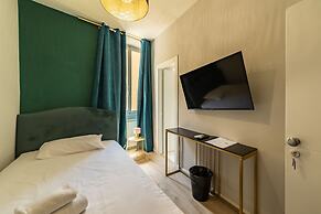 Room Eleven