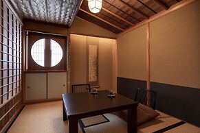 Rinn Gion Hanatouro