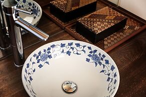 Rinn Gion Hanatouro