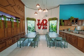 Snooze Hostel Malang