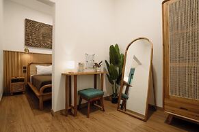 Snooze Hostel Malang