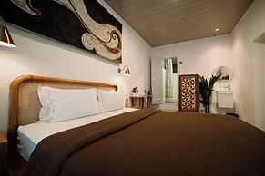 Snooze Hostel Malang