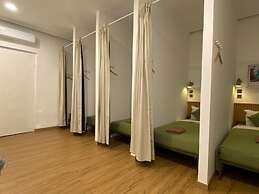 Snooze Hostel Malang