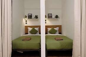 Snooze Hostel Malang