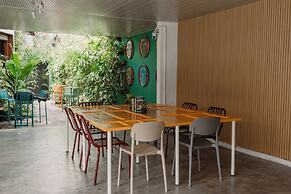 Snooze Hostel Malang