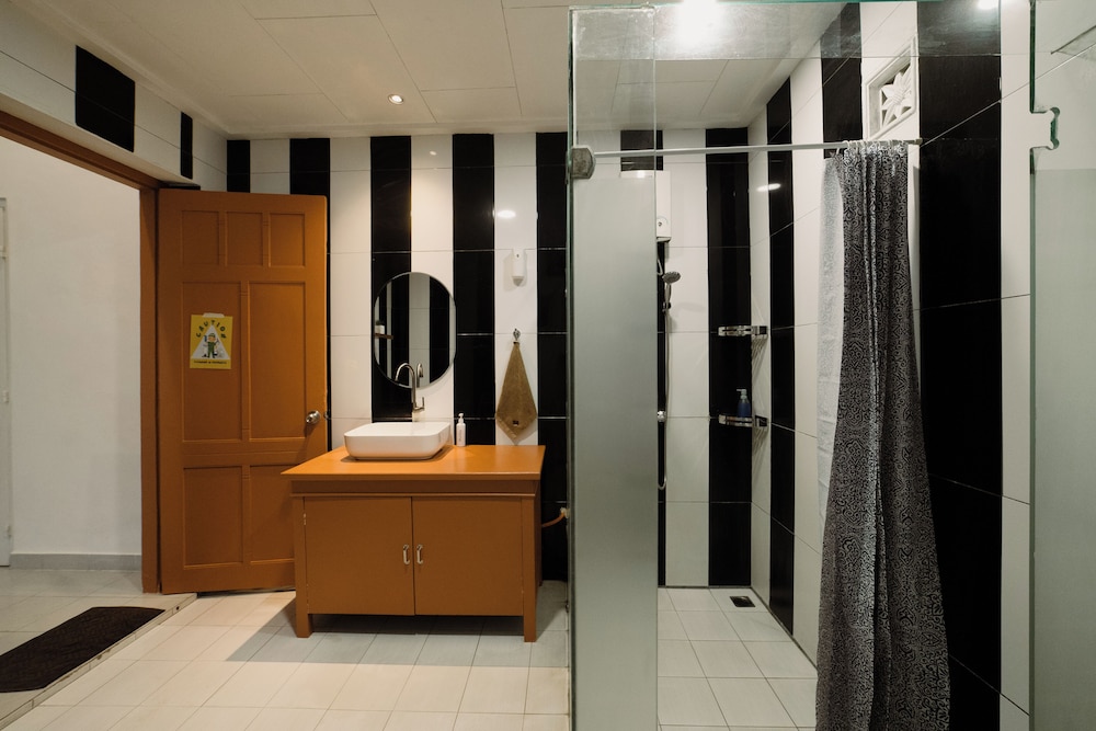 Snooze Hostel Malang
