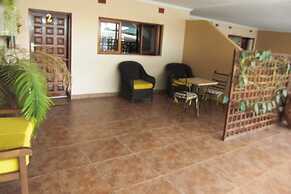 Shamba Lodge
