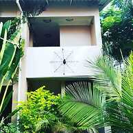 Shamba Lodge