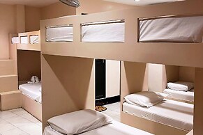 FB Budgetel Suites