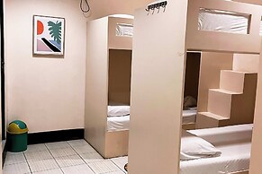 FB Budgetel Suites