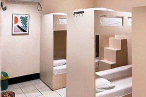 FB Budgetel Suites