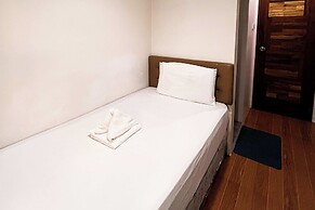 FB Budgetel Suites