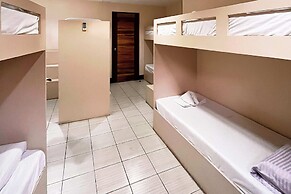 FB Budgetel Suites