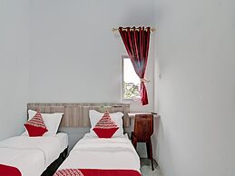 OYO 92047 Penginapan Arfi Syariah