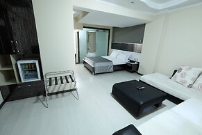 HALLEY OTEL