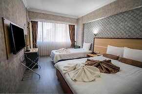 HALLEY OTEL