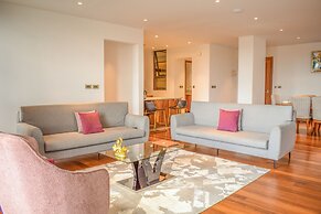 Broadwalk Residency