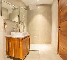 Broadwalk Residency