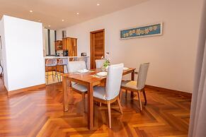 Broadwalk Residency