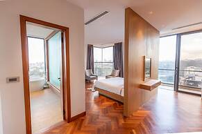 Broadwalk Residency